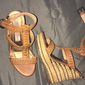 Worn once. Wedge summer shoe.